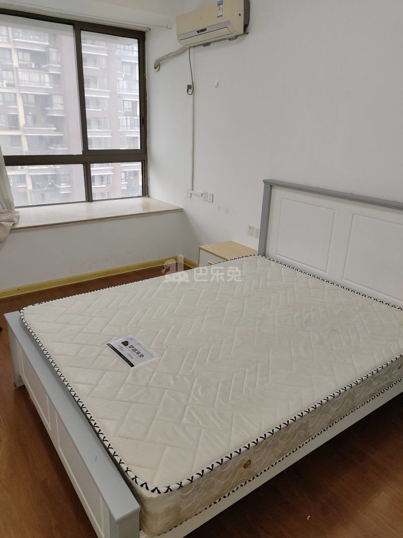 世茂江滨花园碧景湾7500272卧室图0