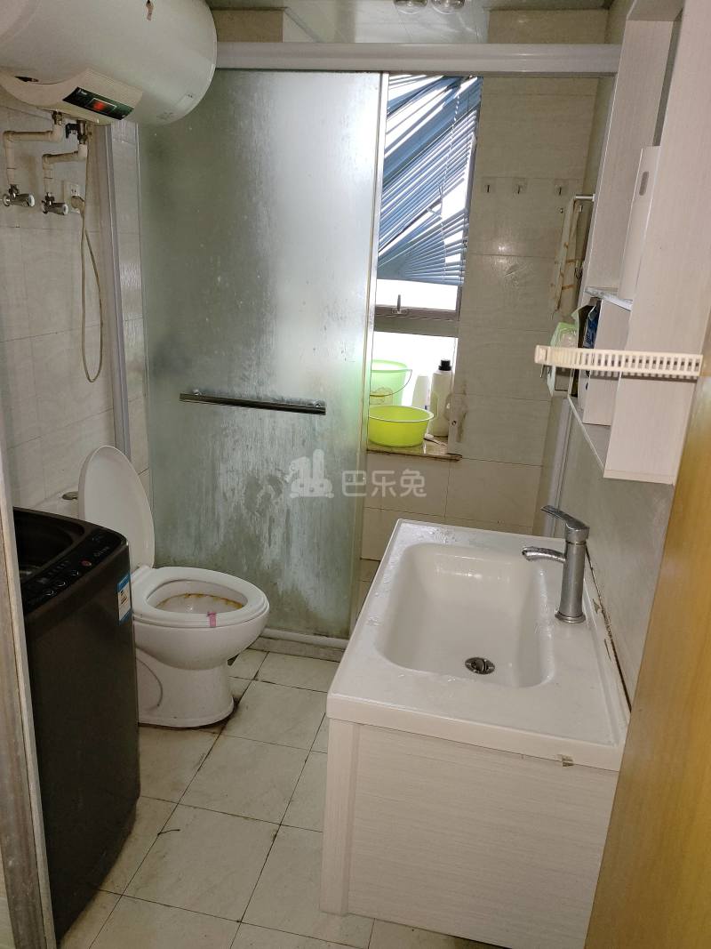 世茂江滨花园碧景湾7500273卫生间图9