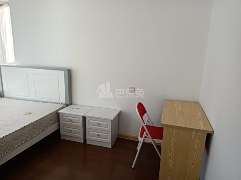 世茂江滨花园碧景湾7500273卧室图1