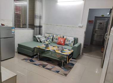 珠村中东新街十四巷7号 