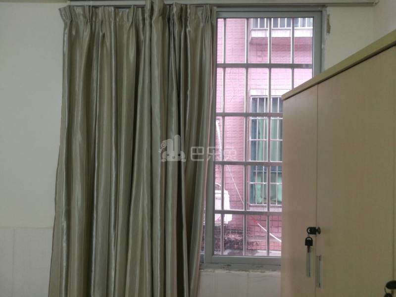 天豪公寓（车陂西华新村南三巷2号）7502871卧室窗户图7