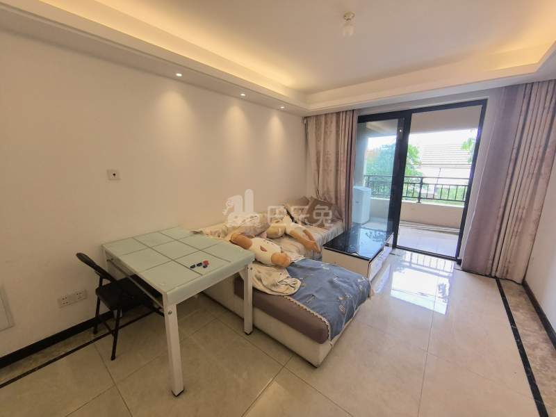 首创旭辉城（汇源路778弄）7519985客厅图5