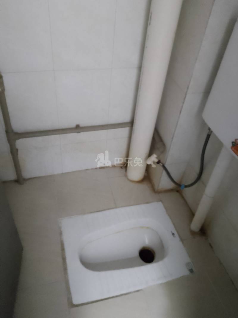 棠下岗元新村东六巷11号7522004卫生间图5