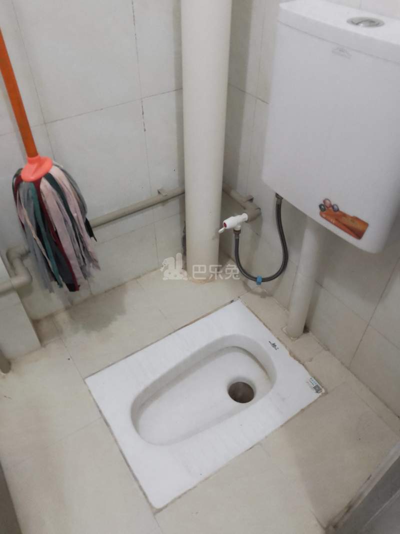 棠下岗元新村东六巷11号7522005卫生间图5