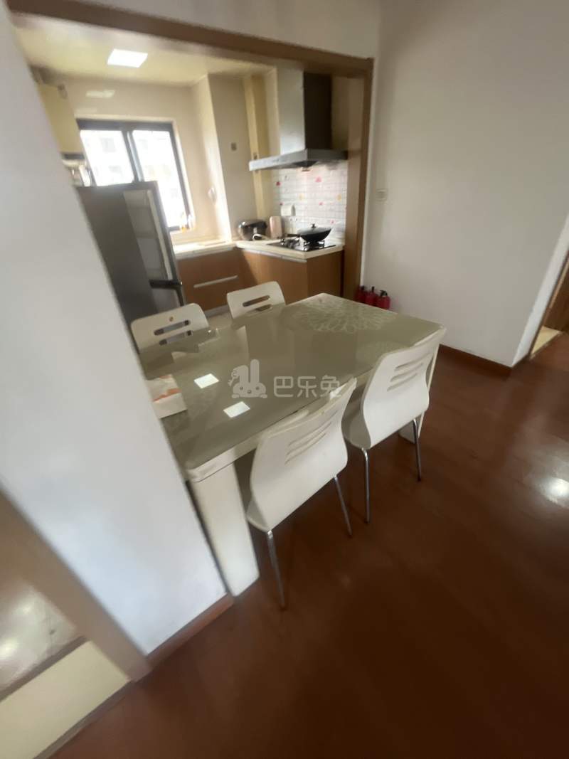 滨江裕花园7530953卧室图2