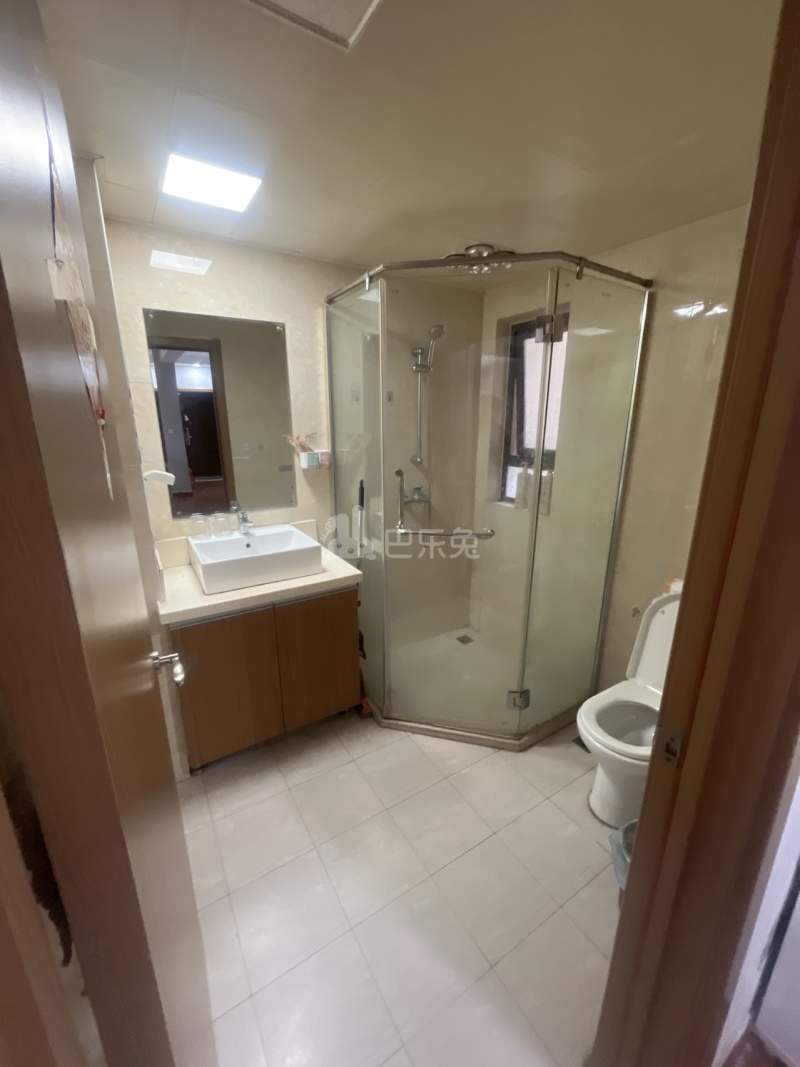 滨江裕花园7530953卫生间图11