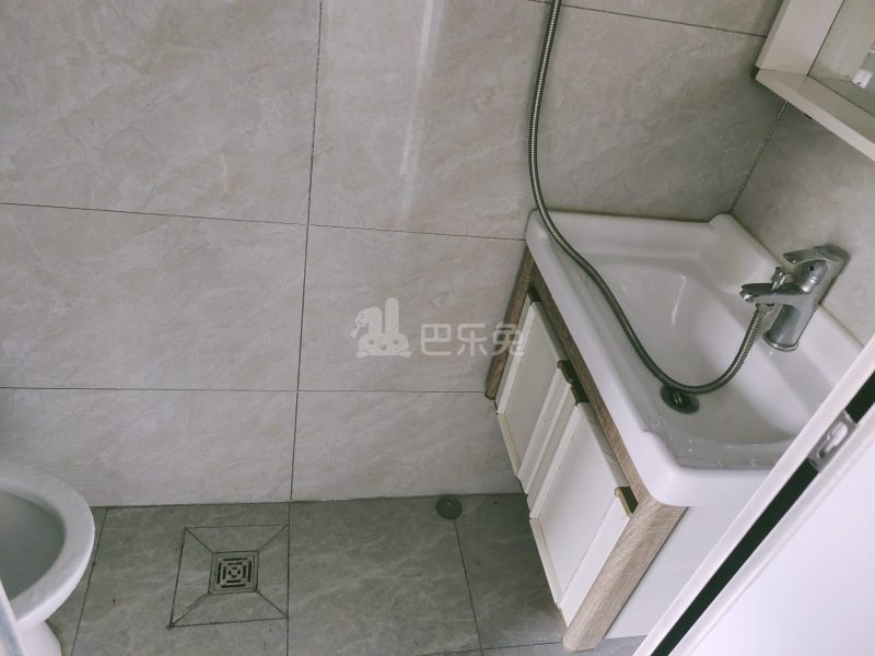 柳桥名城7533872卫生间图12