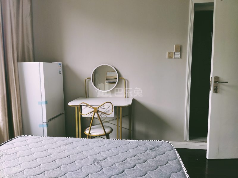 柳桥名城7533872卧室图2