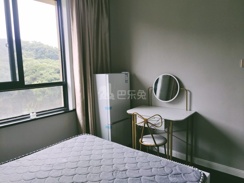 柳桥名城7533872卧室图6