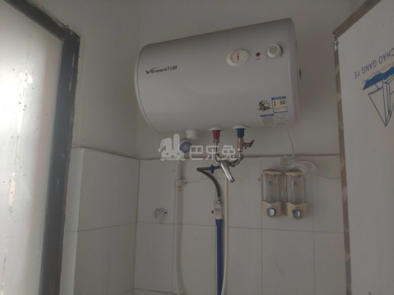 柯木塱华美新欧大街18号7545421卫生间图2