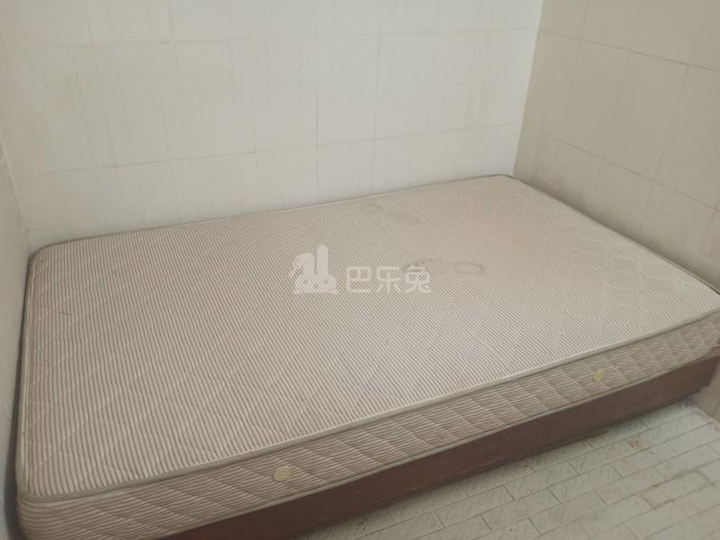 龙诚汇物业（龙洞村龙洞聚贤小区二巷9号）7546823卧室图2