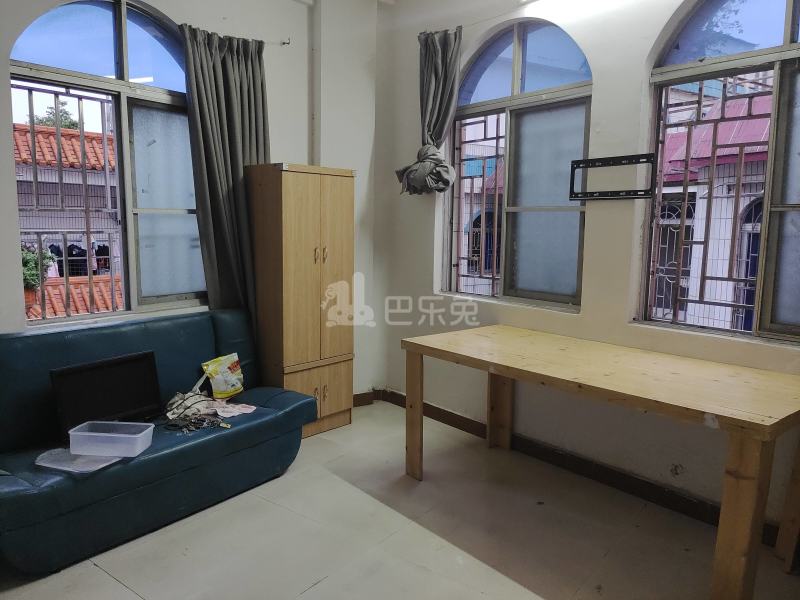 大石北联村沙北大街12号7556866客厅图3