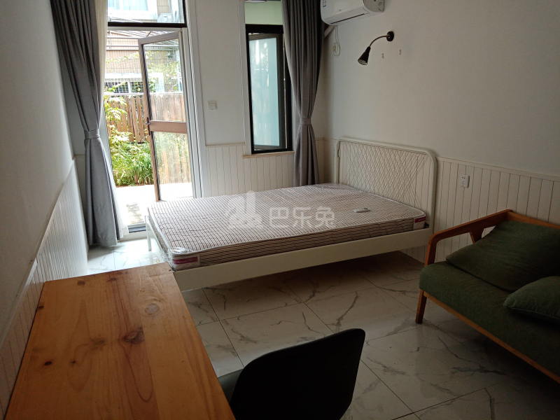 锦秋花园五期7572411卧室图3