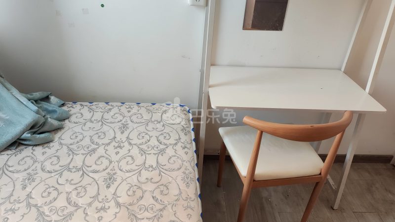 国贸花园7574947卧室图1