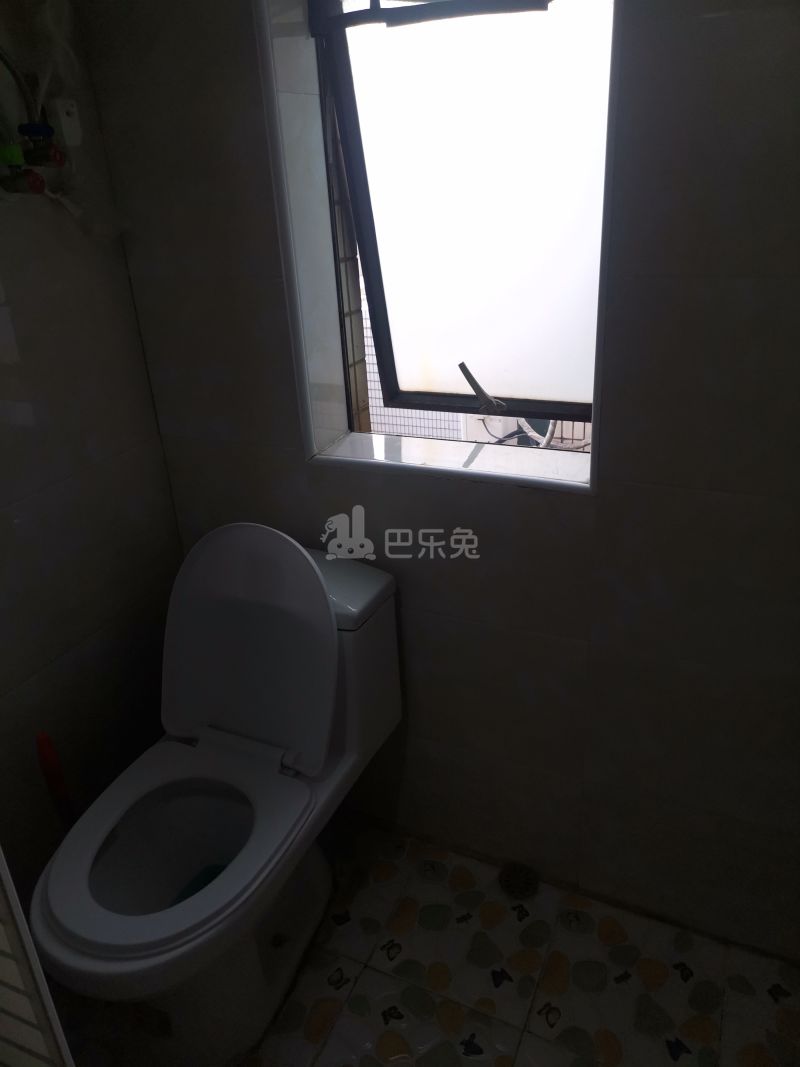 仁恒广场7578673卫生间图5