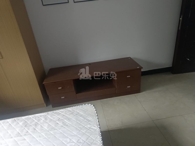 牌楼东路迁建房28号7582497卧室图2