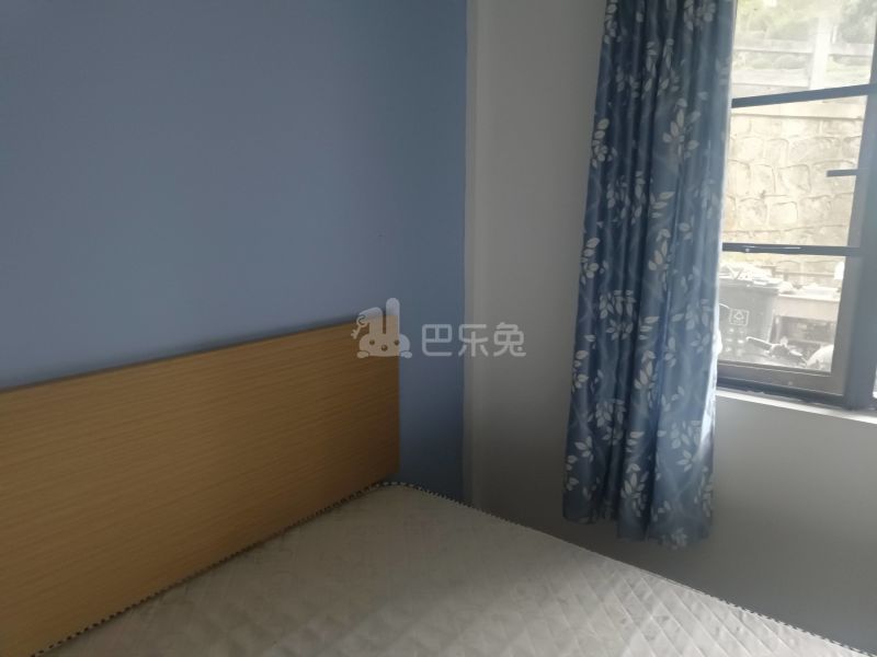 牌楼东路迁建房28号7582497卧室图0