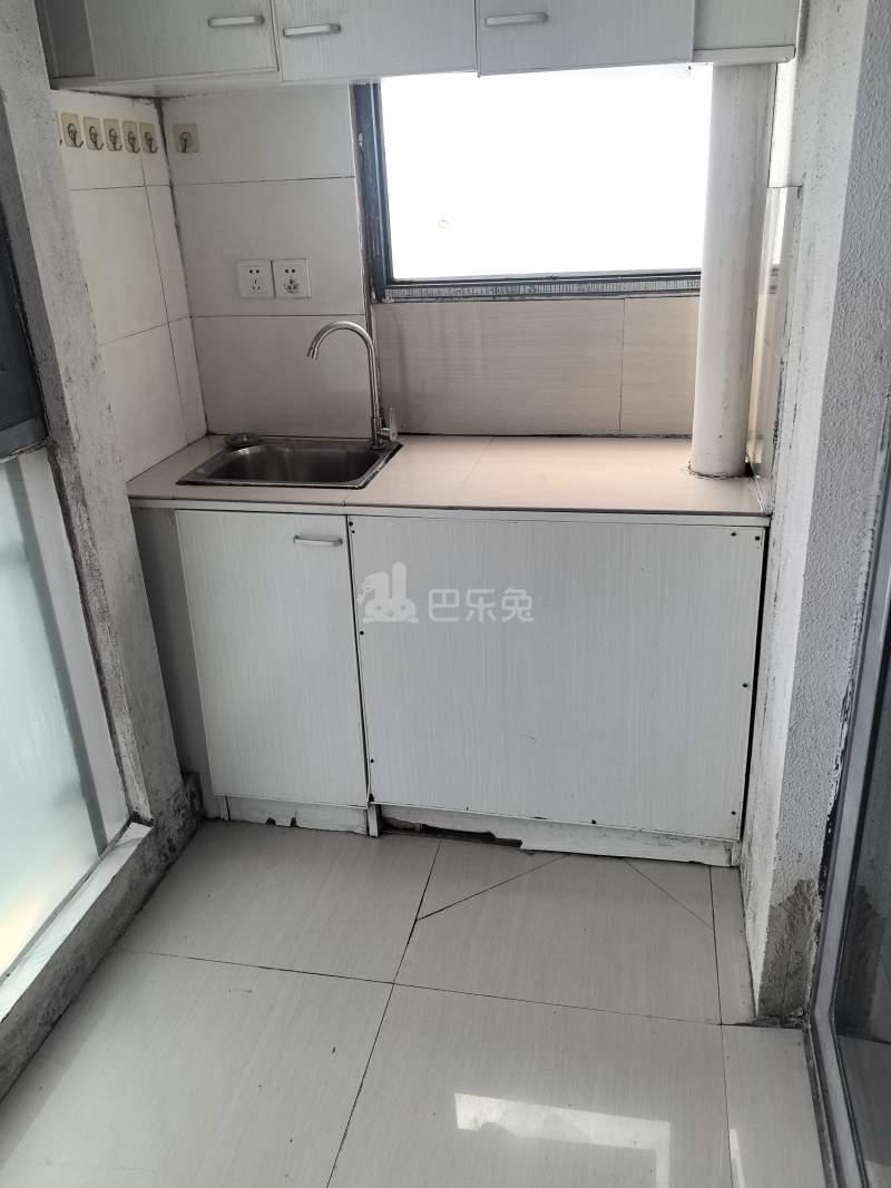 华沁家园758002卧室图3