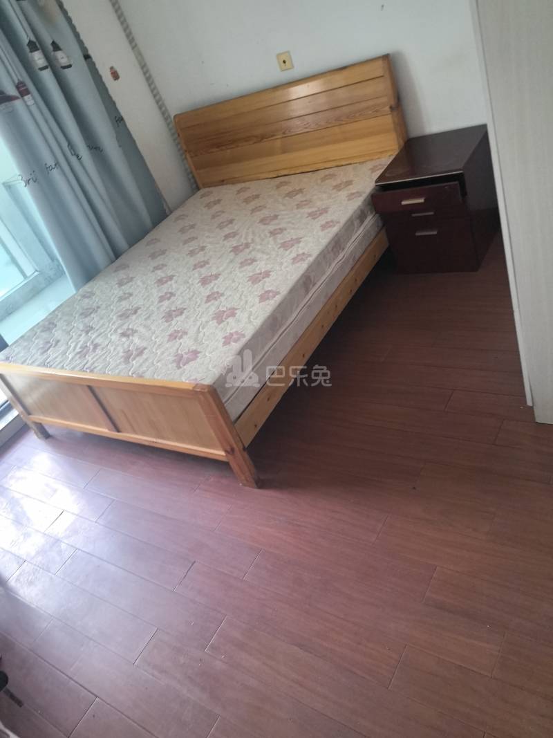 华沁家园758002卧室图1