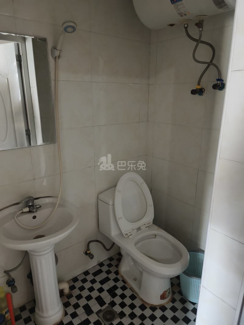 华沁家园758002卫生间图6