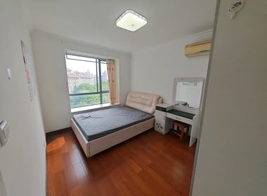 宝宸共和家园南区 