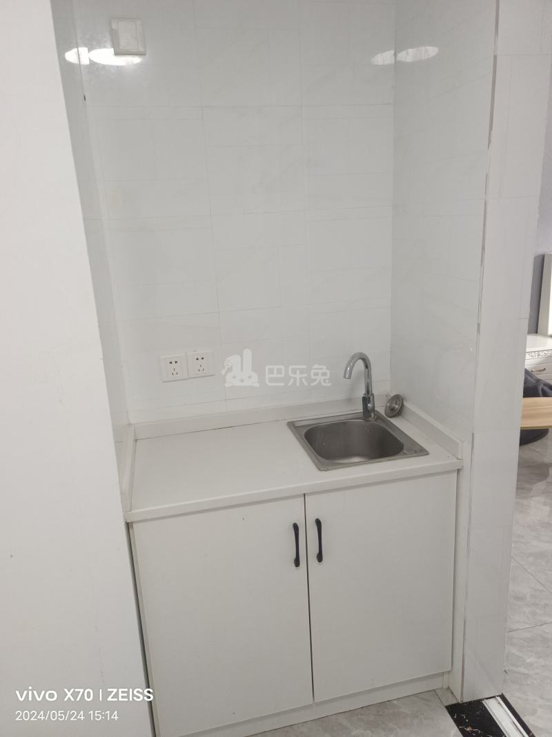 畈里张公寓7590765厨房图5