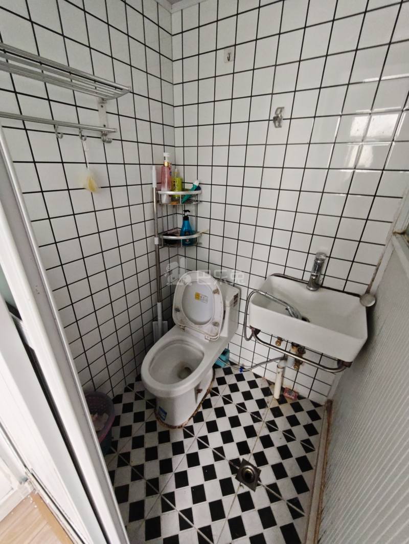 甜爱大楼7603187卫生间图5