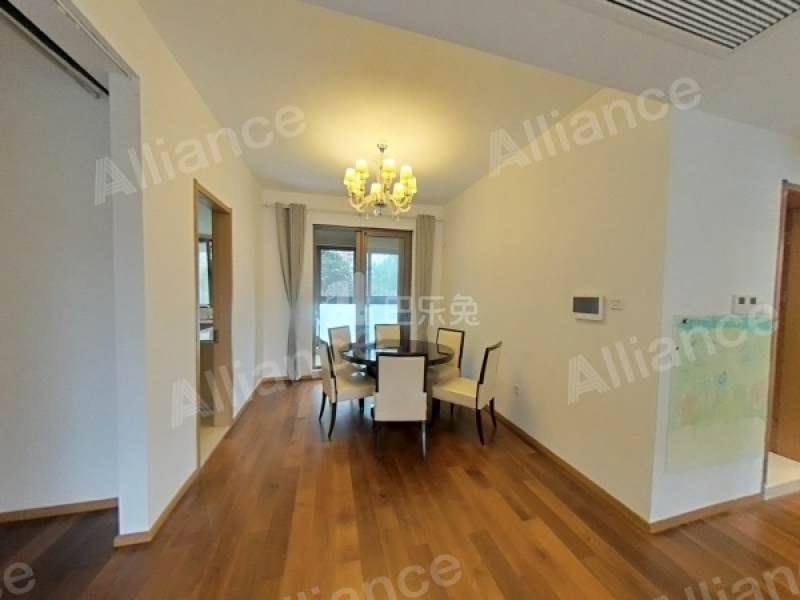 嘉里云荷廷7605543客厅图4