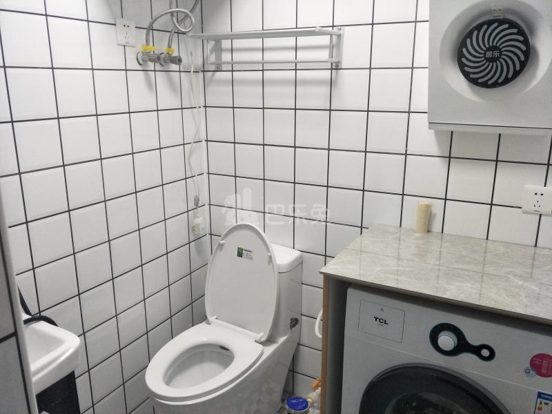 江桥佳苑一期7607976卫生间图3