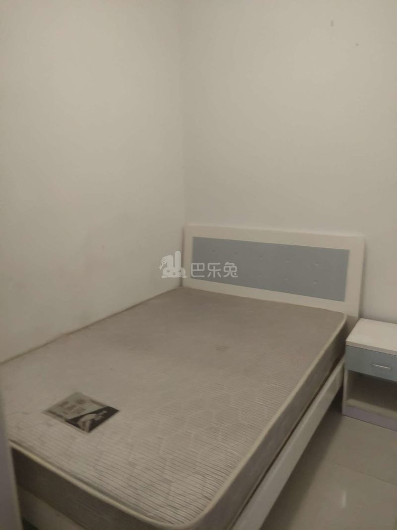 鹅掌坦西街21号7608805卧室图1