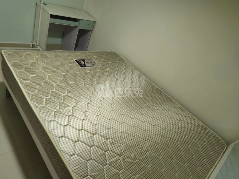 鹅掌坦西街21号7608811卧室图1