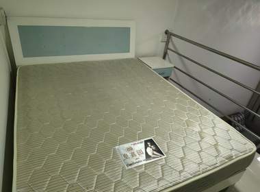 鹅掌坦西街21号 1室0厅1卫