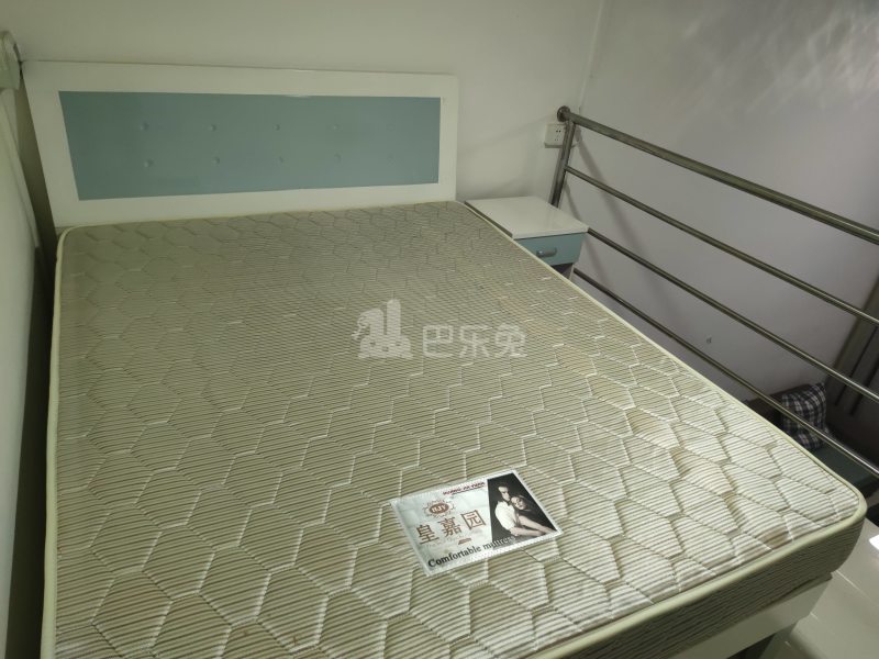 鹅掌坦西街21号7608811卧室图0