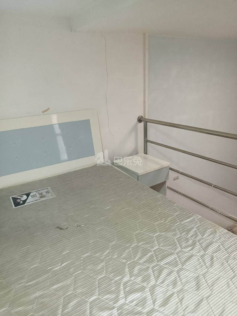 鹅掌坦西街21号7608824卧室图2