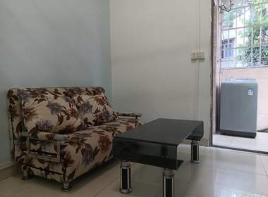 鹅掌坦西街21号 1室0厅1卫