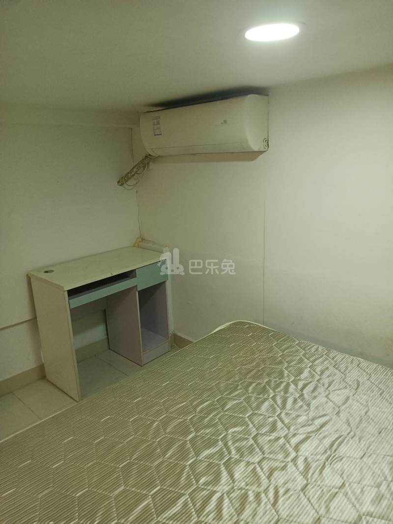 鹅掌坦西街21号7608824卧室图1