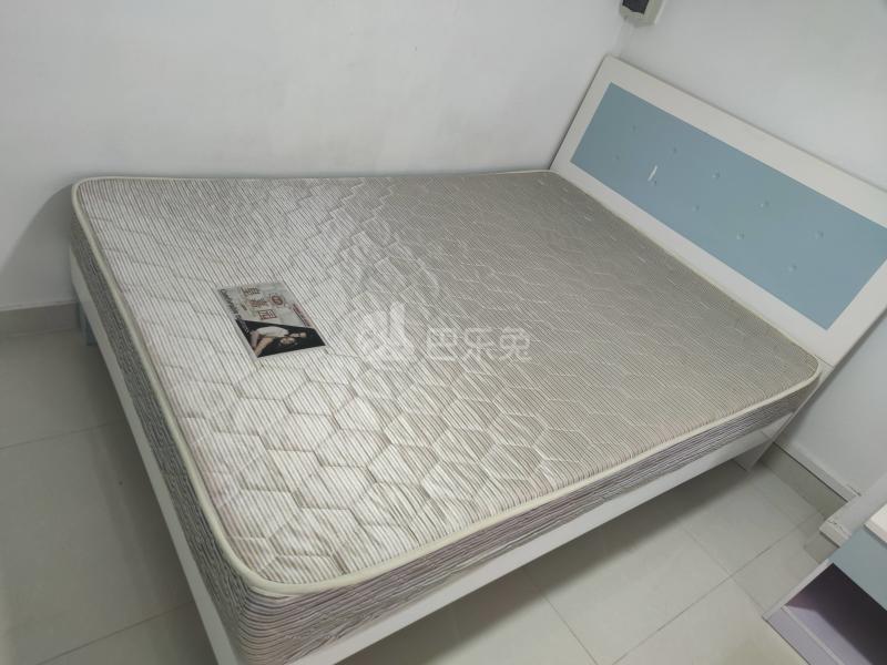 鹅掌坦西街21号7608837卧室图0