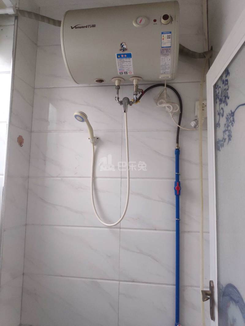 鹅掌坦西街21号7608895卫生间图4