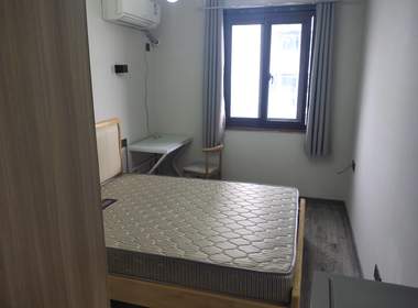 湖畔花园秋月苑