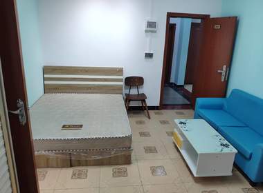 赞家公寓（石溪桥头东三巷11号） 1室0厅1卫