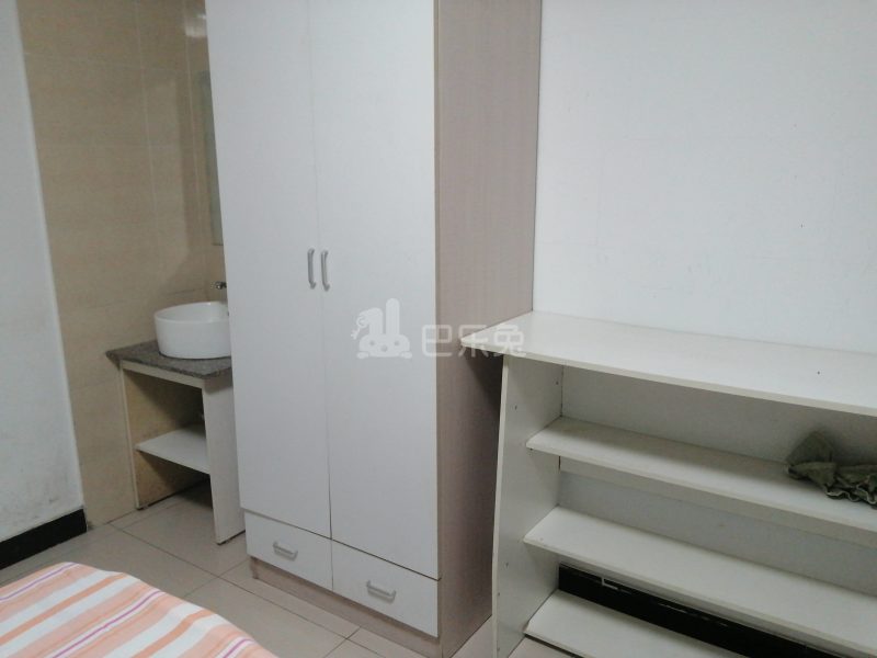 水印康庭7644101卧室图1