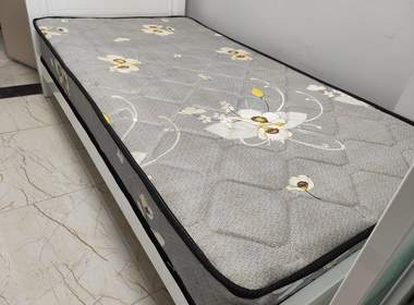 浦发绿城西泰林路750弄 