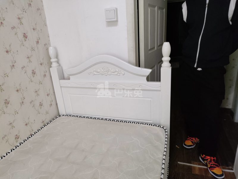 水印城7651854卧室图2