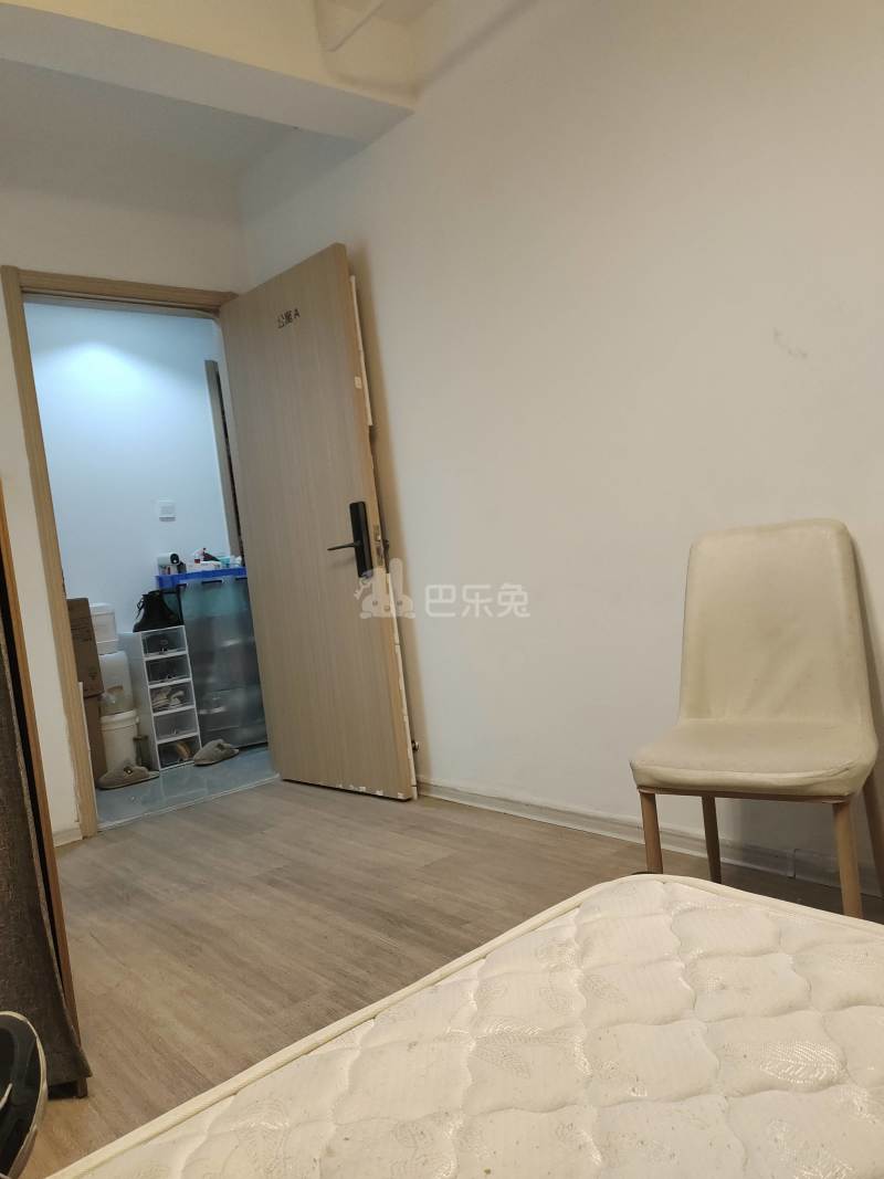 绿波景园7652437卧室图3