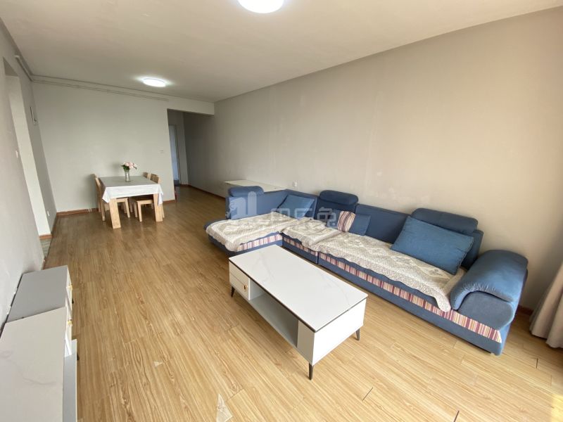 鑫苑国际城市花园7652946客厅图10