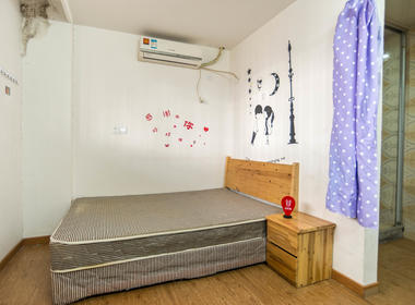 松江区商业广场 1室0厅1卫