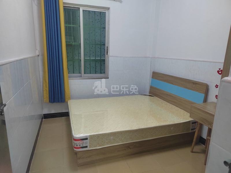 嘉禾望岗西岭路十八巷9号7668017卧室图0