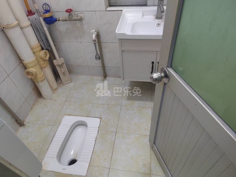 嘉禾望岗西岭路十八巷9号7668017卫生间图6