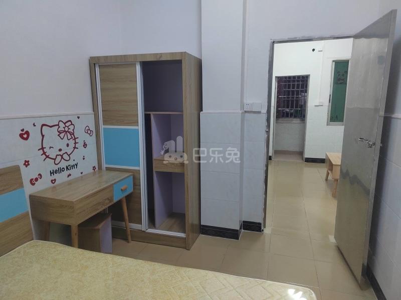 嘉禾望岗西岭路十八巷9号7668017卧室图2