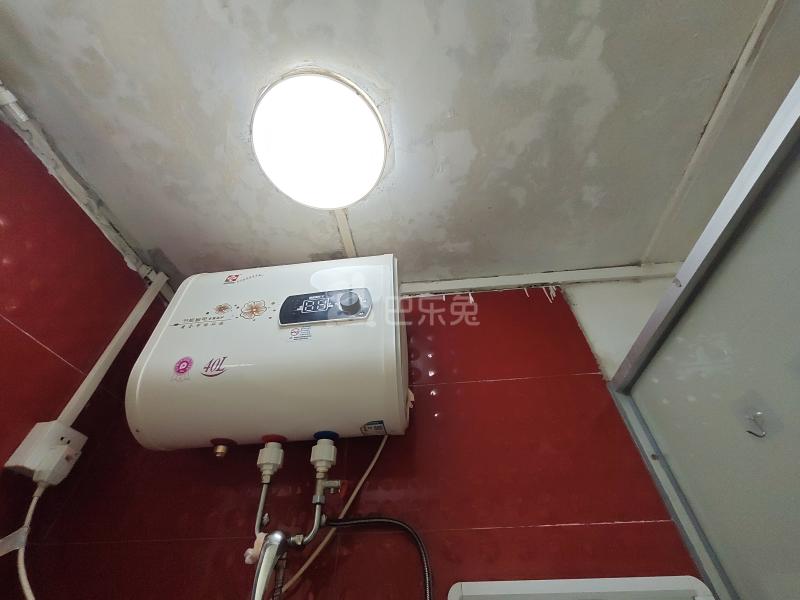 松坪山科苑新区7668111卫生间图6